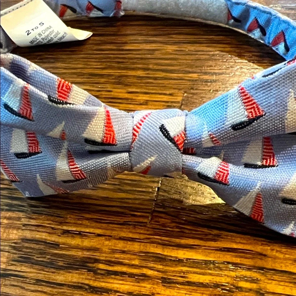 NWOT Janie and Jack Blue Sailboat Pattern Bow Tie